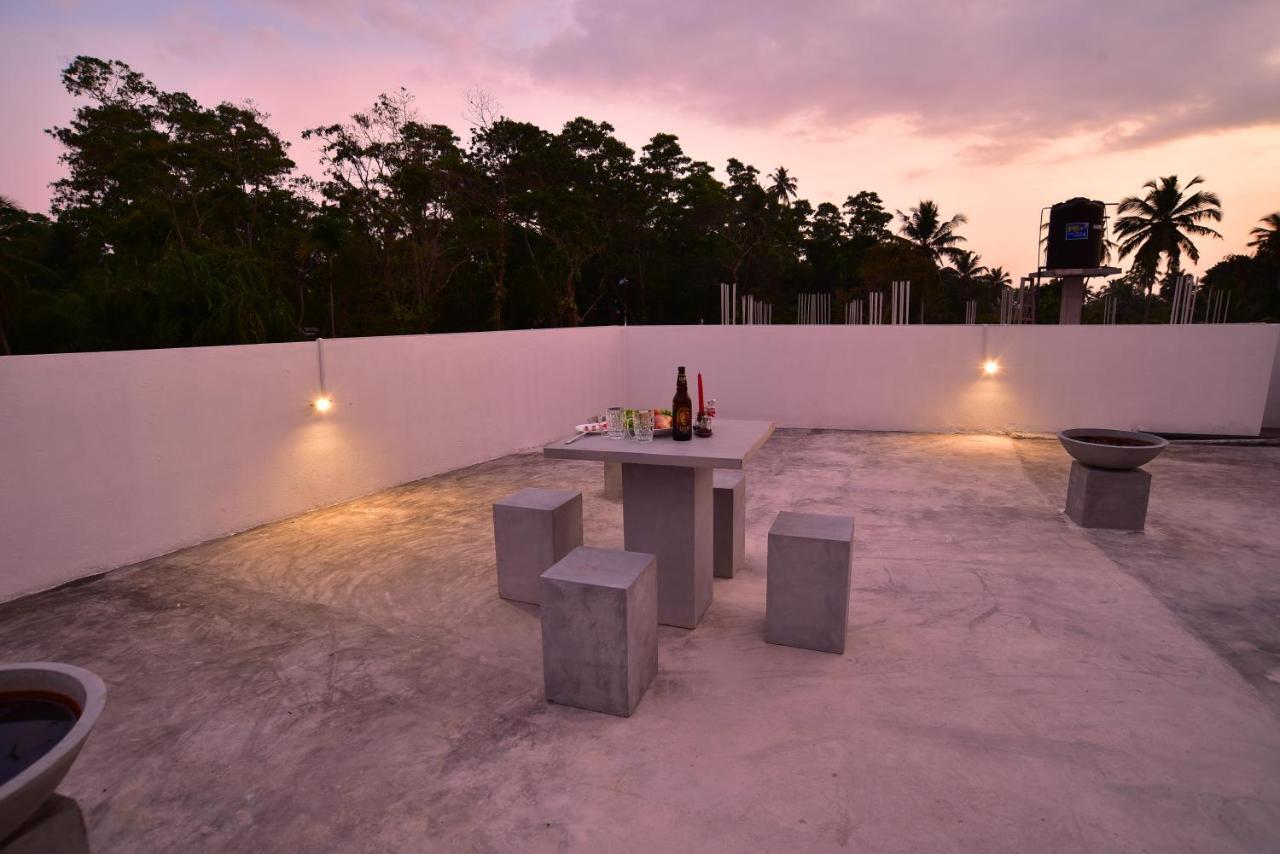 Lily Holiday Apartments Hikkaduwa Εξωτερικό φωτογραφία