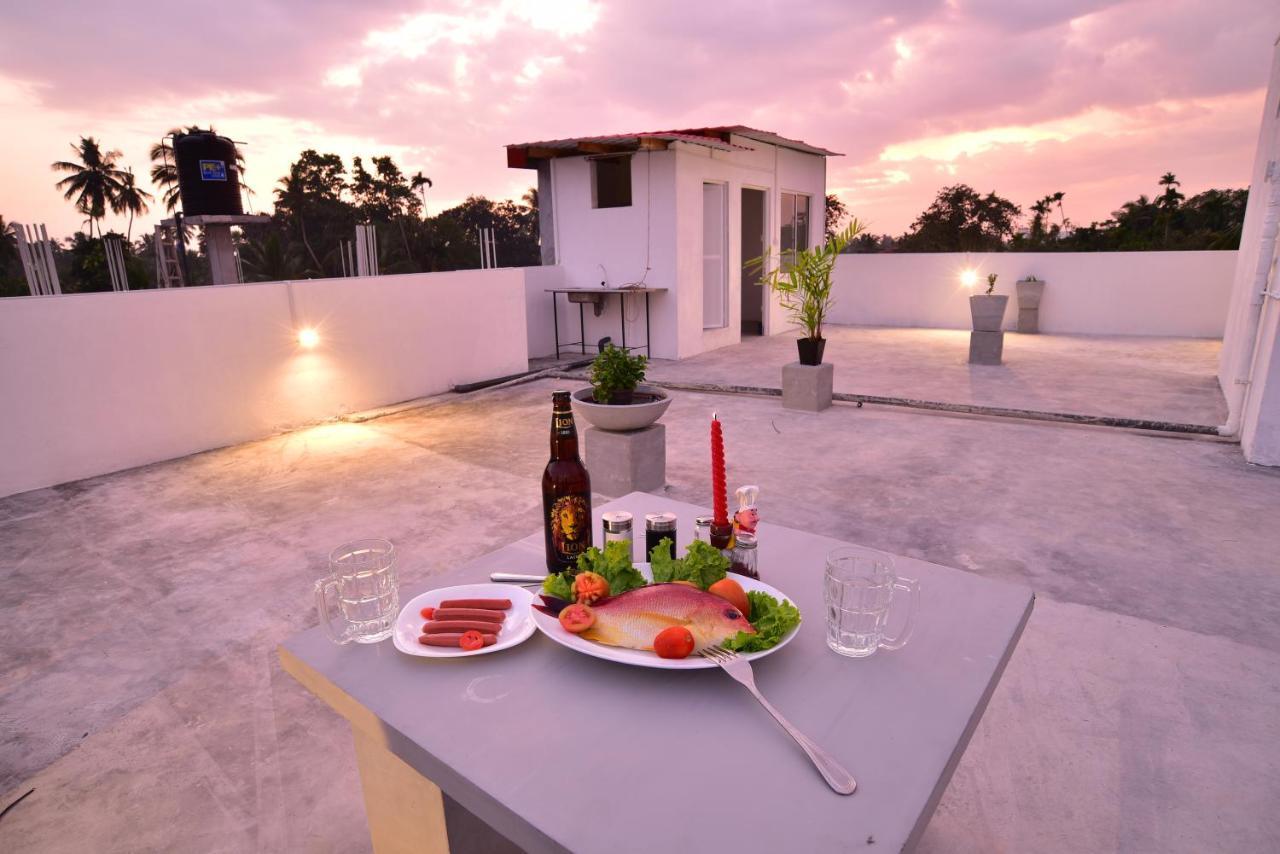 Lily Holiday Apartments Hikkaduwa Εξωτερικό φωτογραφία