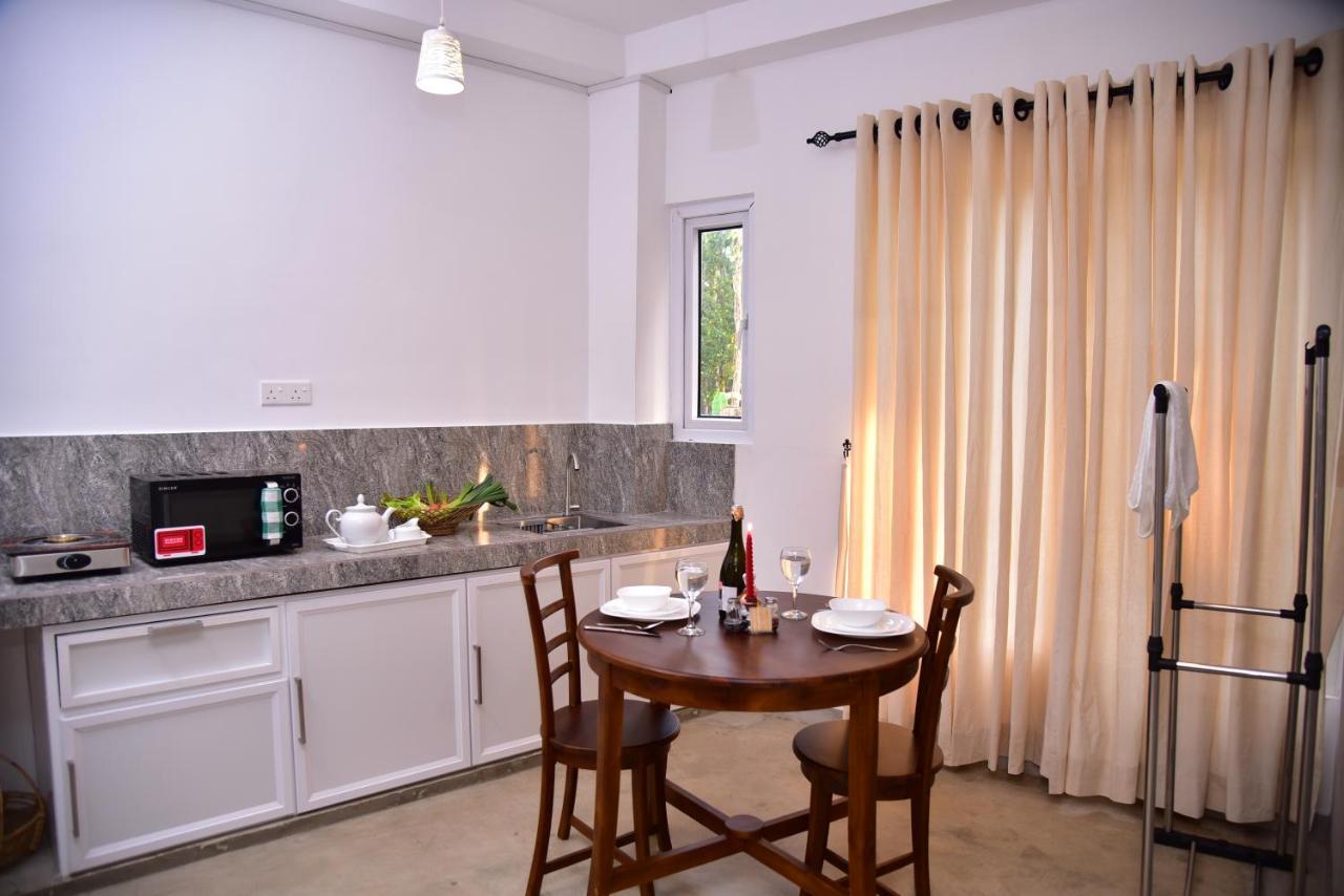 Lily Holiday Apartments Hikkaduwa Εξωτερικό φωτογραφία