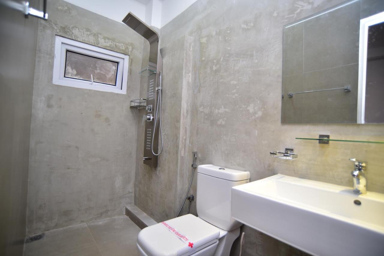 Lily Holiday Apartments Hikkaduwa Εξωτερικό φωτογραφία